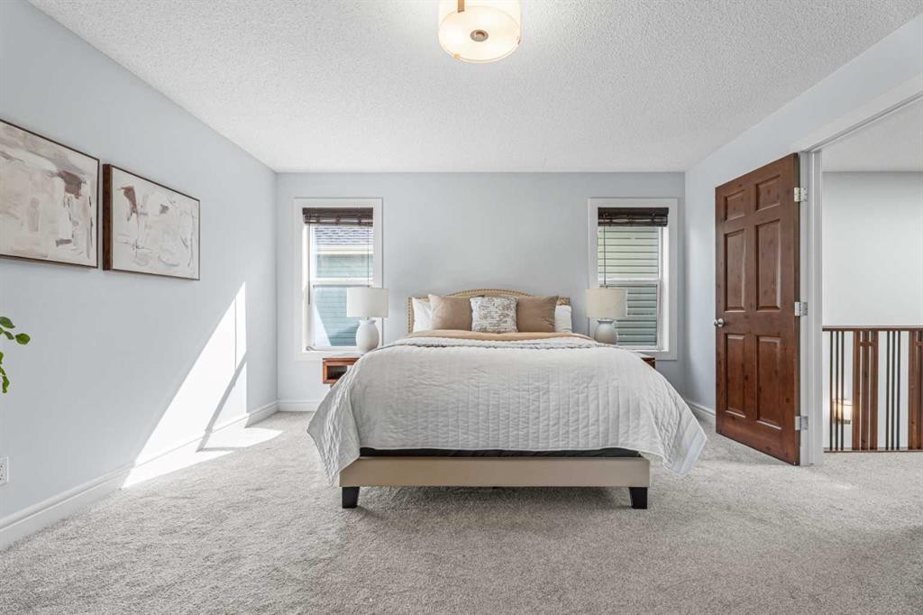 295 Aspen Hills Close Sw, Calgary, AB