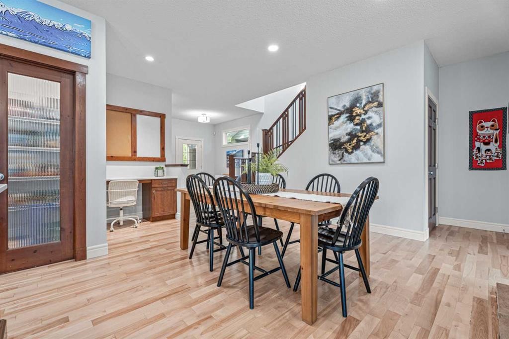 295 Aspen Hills Close Sw, Calgary, AB