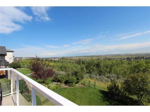 76 Valley Creek Crescent Nw, Calgary, AB 