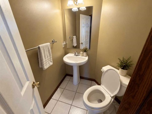 76 Valley Creek Crescent Nw, Calgary, AB 