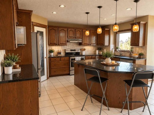 76 Valley Creek Crescent Nw, Calgary, AB 