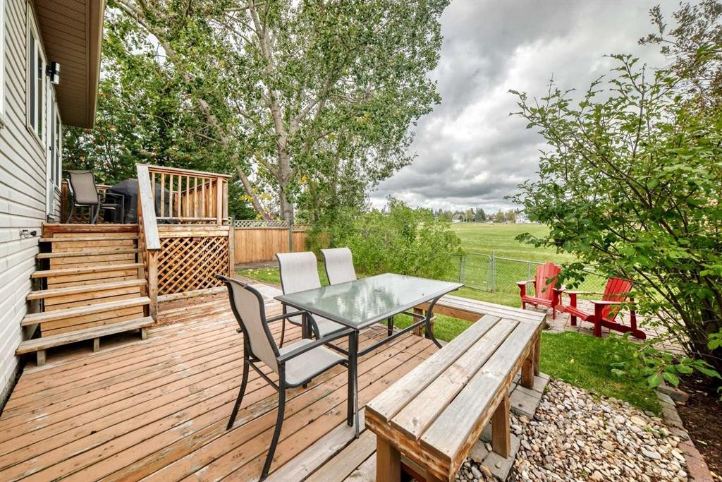 124 Shawinigan Way Sw, Calgary, AB