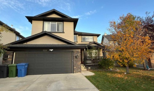 123 Hawkmere View  Chestermere, AB T1X 1T7