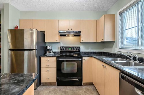 58 Eversyde Common Sw, Calgary, AB 