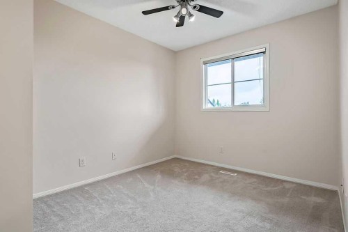58 Eversyde Common Sw, Calgary, AB 