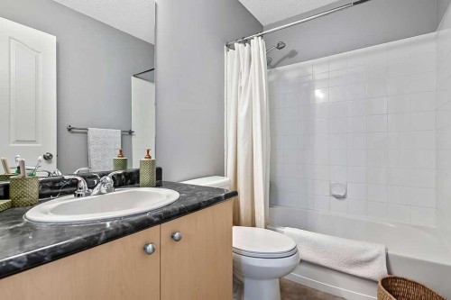 58 Eversyde Common Sw, Calgary, AB 