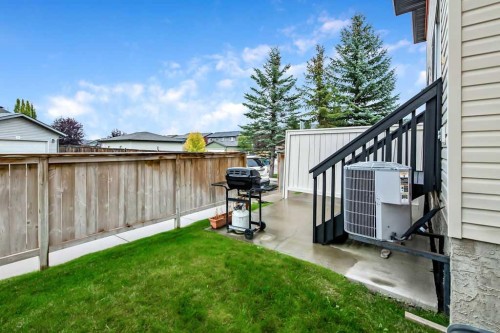 58 Eversyde Common Sw, Calgary, AB 