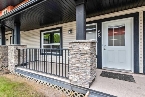 58 Eversyde Common Sw, Calgary, AB 