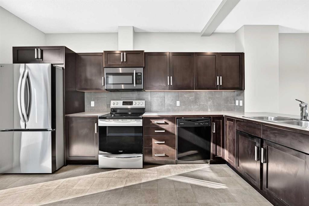 108 New Brighton Point Se, Calgary, AB