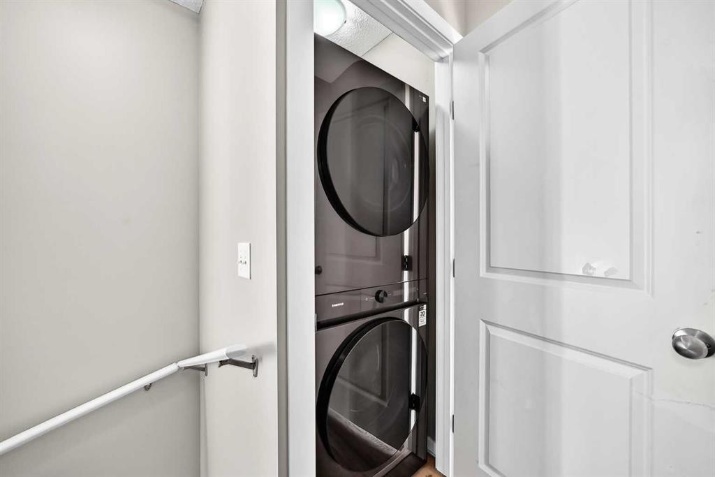 108 New Brighton Point Se, Calgary, AB