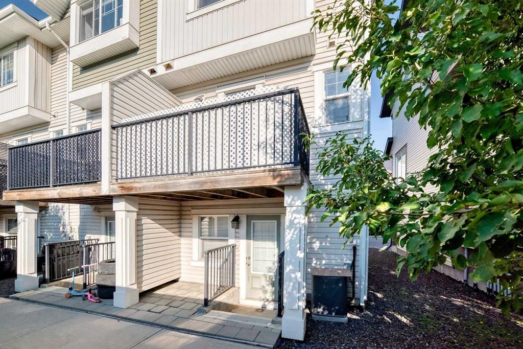 108 New Brighton Point Se, Calgary, AB