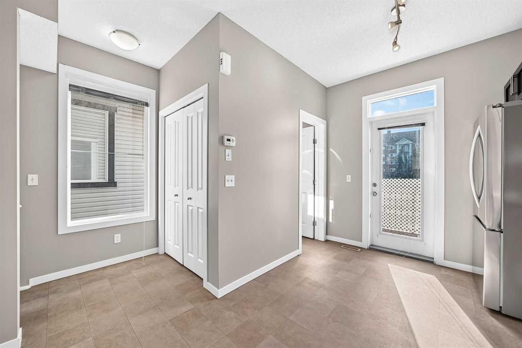108 New Brighton Point Se, Calgary, AB