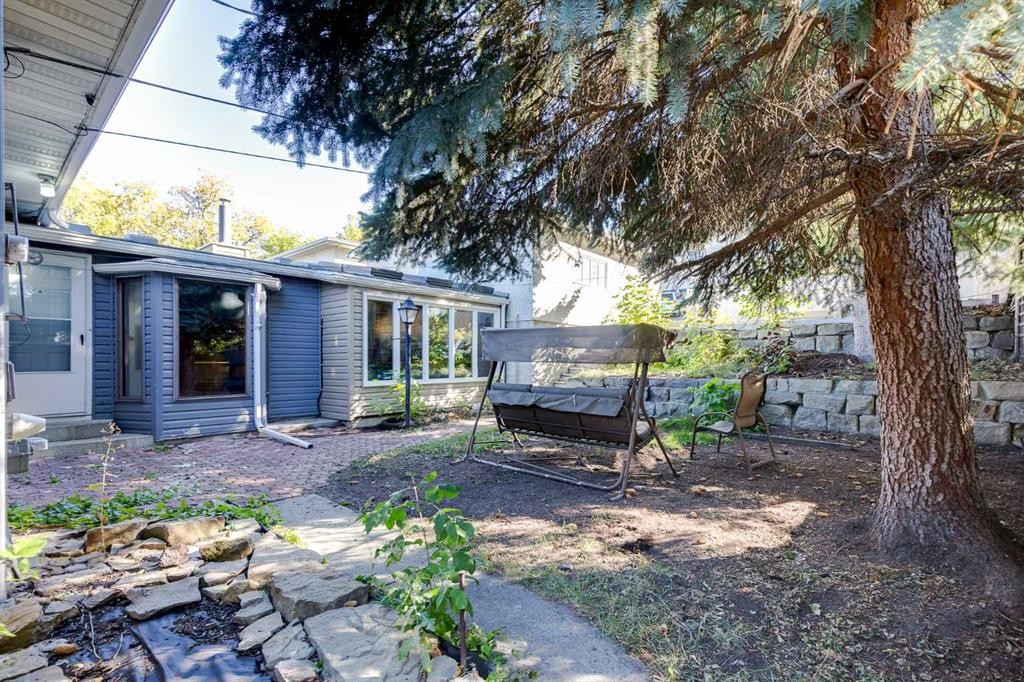 3216 15 Street Nw, Calgary, AB