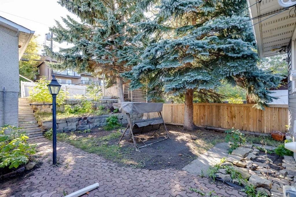 3216 15 Street Nw, Calgary, AB
