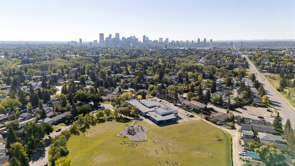 3216 15 Street Nw, Calgary, AB
