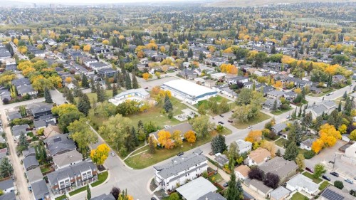 1905 2 Street Nw, Calgary, AB 
