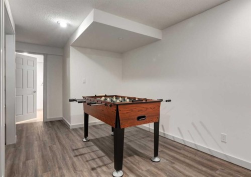871 Oakside Circle Sw, Calgary, AB 