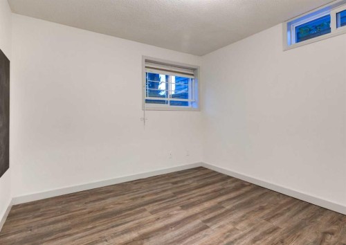 871 Oakside Circle Sw, Calgary, AB 