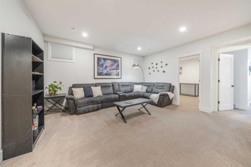 92 Walcrest View Se, Calgary, AB 