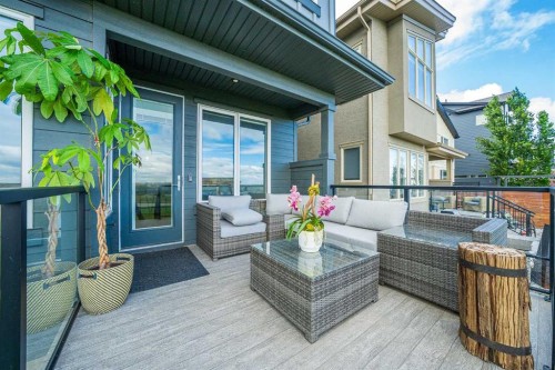 92 Walcrest View Se, Calgary, AB 