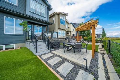 92 Walcrest View Se, Calgary, AB 