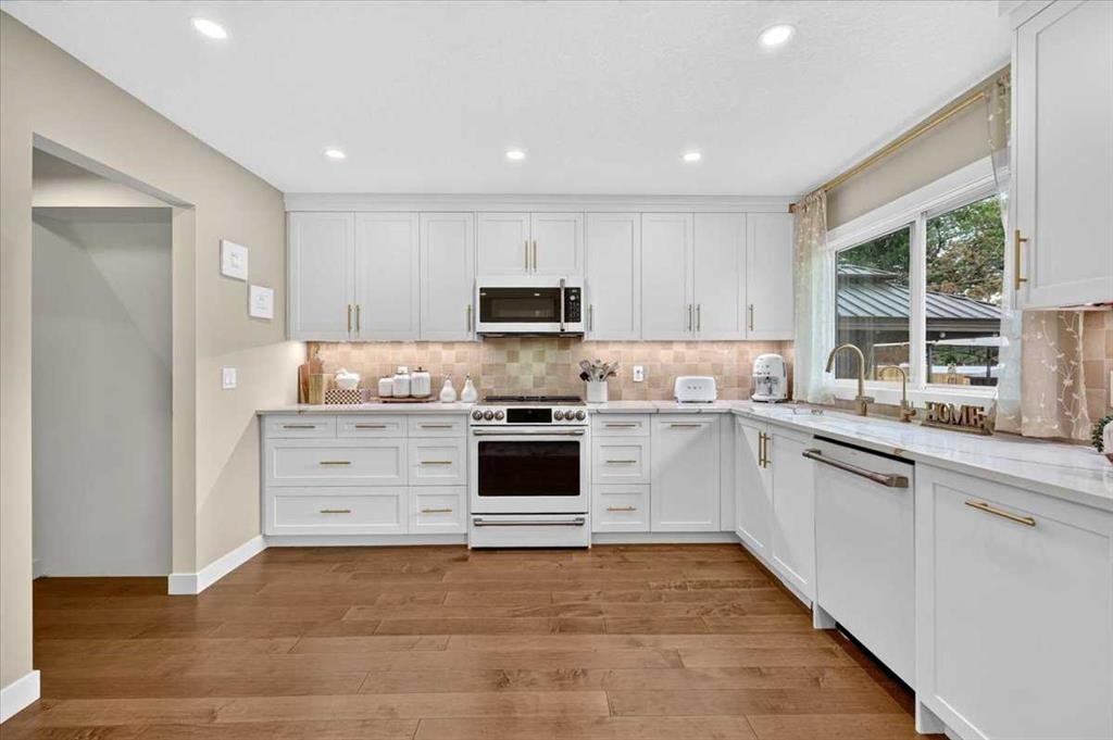 10403 Maplemont Road Se, Calgary, AB