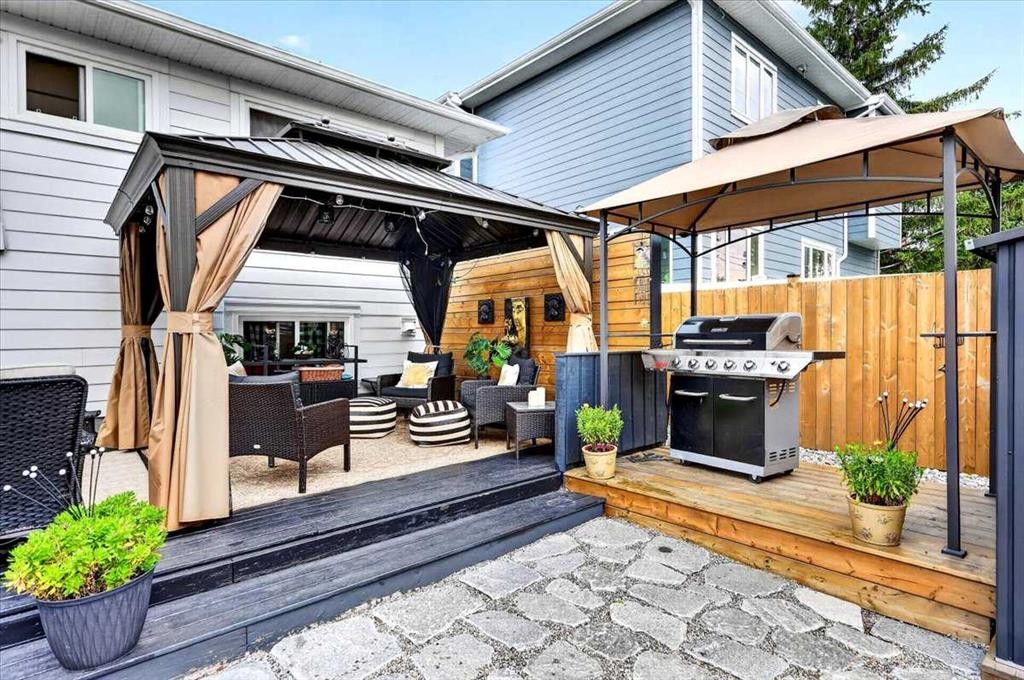 10403 Maplemont Road Se, Calgary, AB