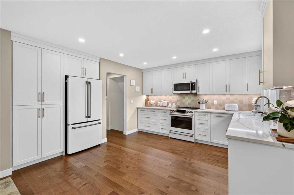 10403 Maplemont Road Se, Calgary, AB