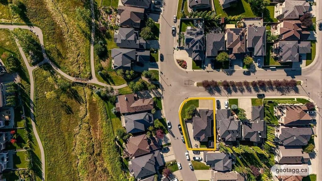 160 Panatella Crescent Nw, Calgary, AB