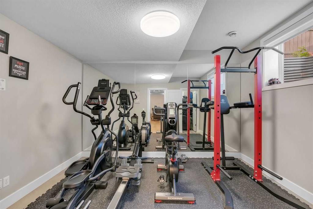 160 Panatella Crescent Nw, Calgary, AB