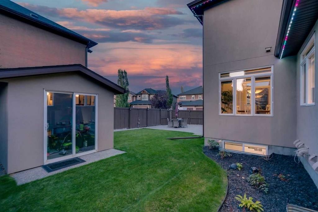 160 Panatella Crescent Nw, Calgary, AB