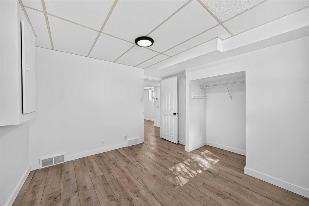 53 Mt Aberdeen Circle Se, Calgary, AB