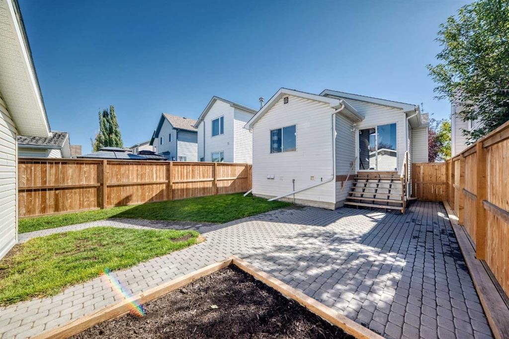 53 Mt Aberdeen Circle Se, Calgary, AB