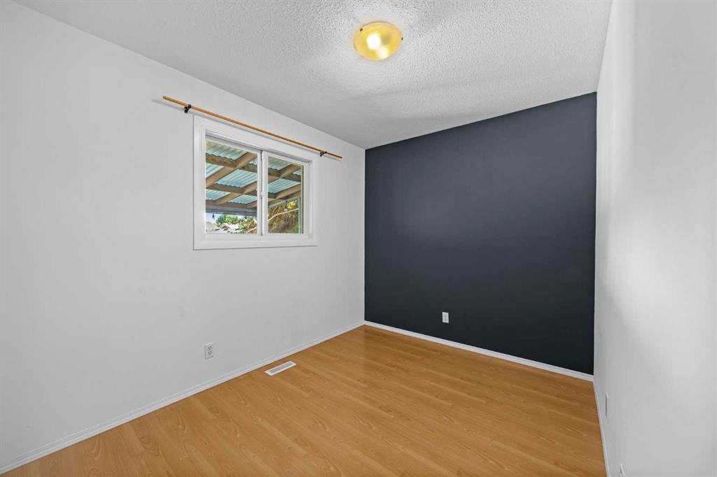 2727 Doverbrook Road Se, Calgary, AB