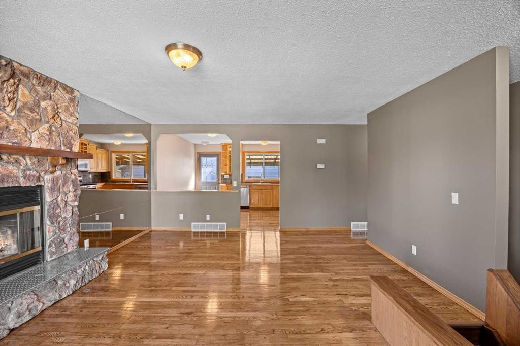 2727 Doverbrook Road Se, Calgary, AB