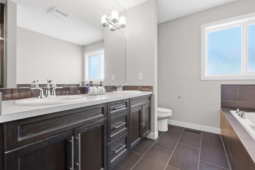 91 Copperpond Terrace Se, Calgary, AB 