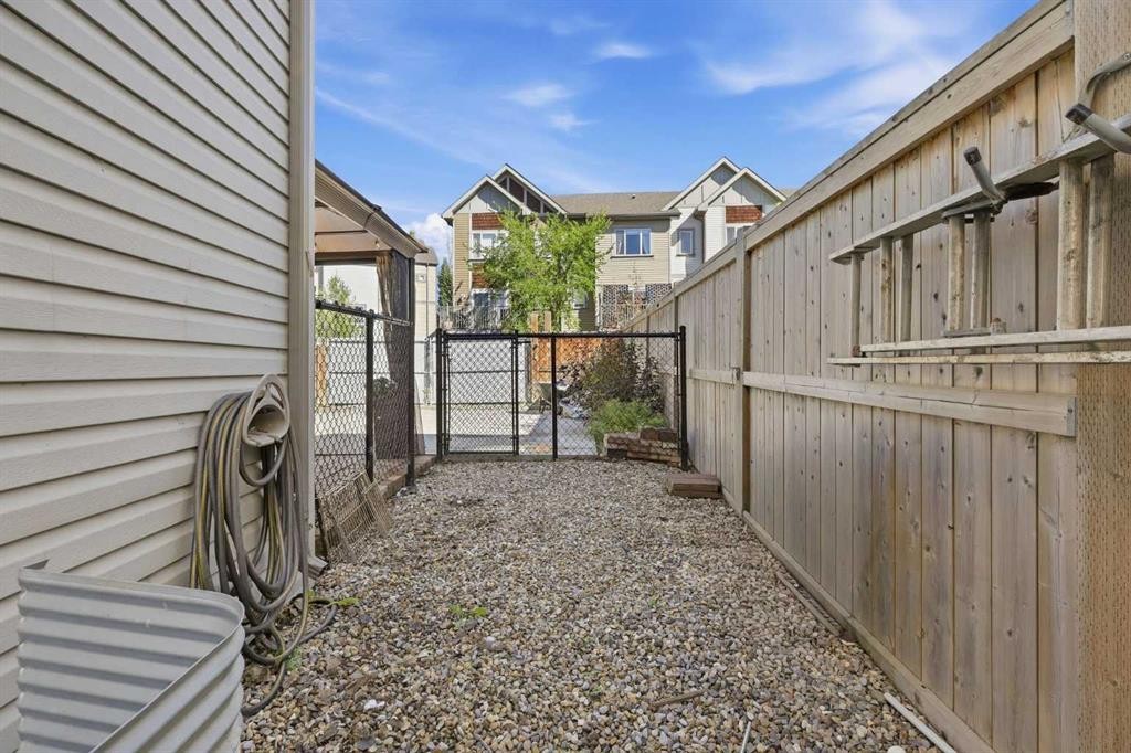 91 Copperpond Terrace Se, Calgary, AB