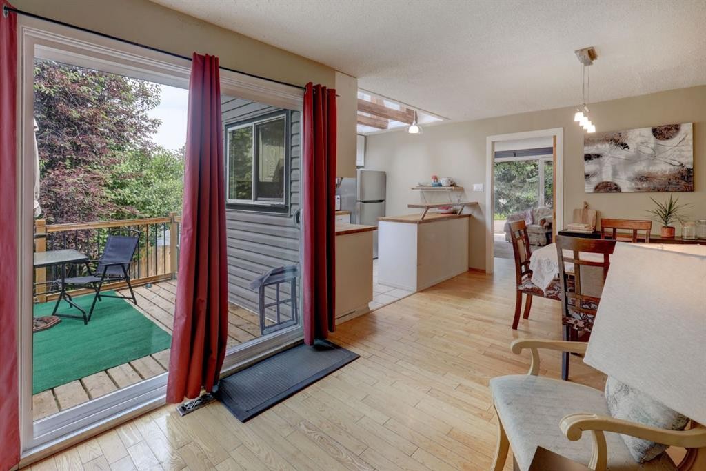 128 Pineland Place Ne, Calgary, AB