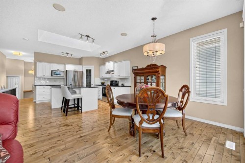 19 West Jensen Place Sw, Calgary, AB 