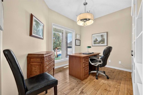 19 West Jensen Place Sw, Calgary, AB 