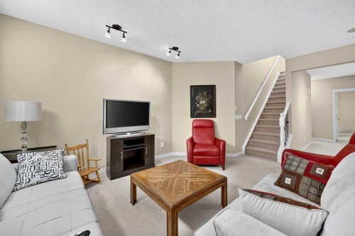 19 West Jensen Place Sw, Calgary, AB 