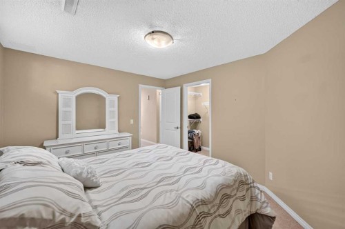 19 West Jensen Place Sw, Calgary, AB 