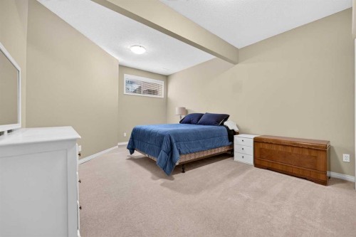 19 West Jensen Place Sw, Calgary, AB 