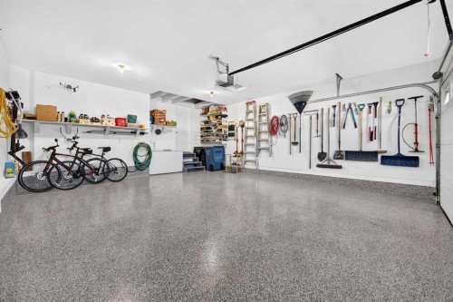 19 West Jensen Place Sw, Calgary, AB 
