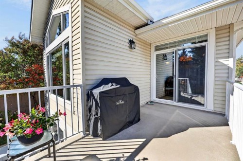 19 West Jensen Place Sw, Calgary, AB 