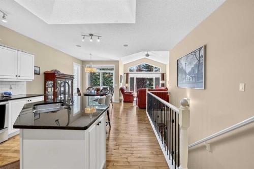 19 West Jensen Place Sw, Calgary, AB 