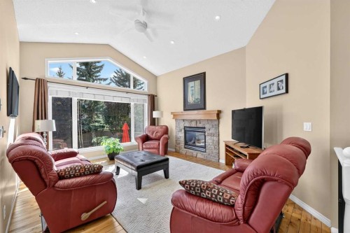 19 West Jensen Place Sw, Calgary, AB 