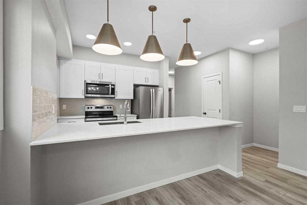 101-140 Mahogany Street Se, Calgary, AB