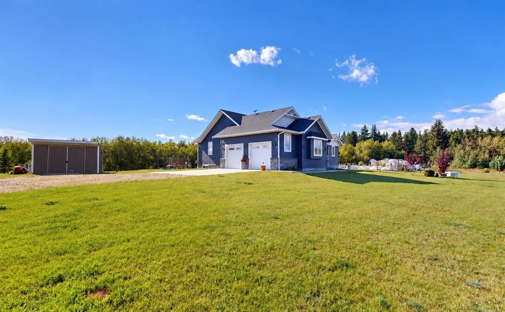 4 Centre Street, Rural Ponoka County, AB