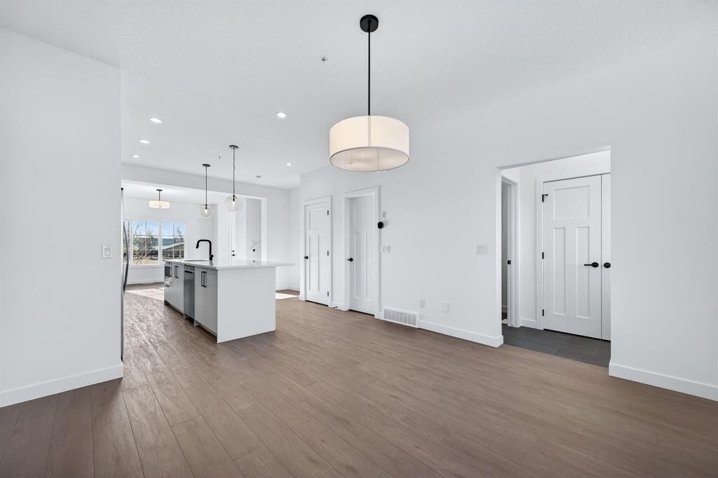 62 Rangeview Path Se, Calgary, AB
